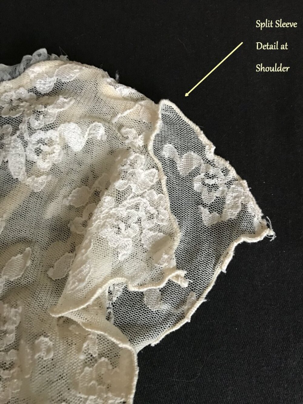 EXPRESS Vintage Y2k Women's Cream Sheer Floral Lace Sleeveless Top, Size S - Picture 4 of 8